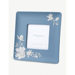 Wedgwood Magnolia Blossom Jasperware Picture Frame 10X10cm - thumbnail 1