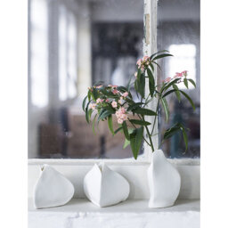 Serax Perfect Imperfection 8 Porcelain Vase 13.5cm - thumbnail 2