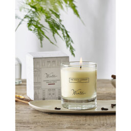 The White Company Winter Scented Candle 140g - thumbnail 2