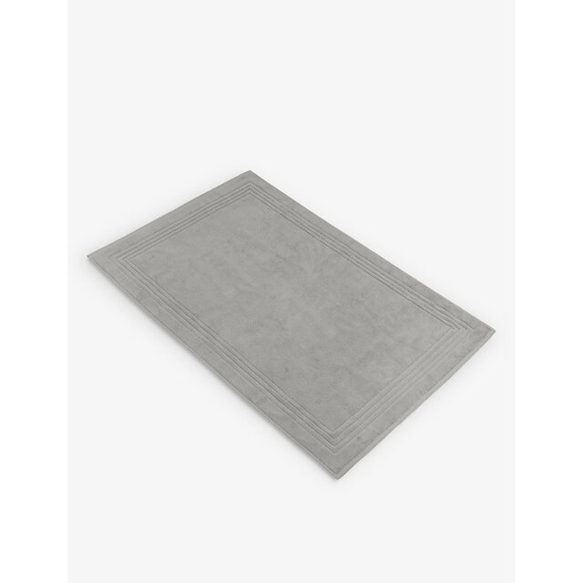 The White Company Ultimate Cotton Face Cloth 30cm x 30cm - image 1
