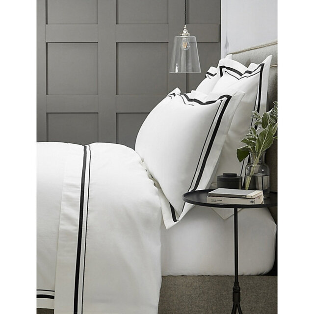 The White Company Cavendish Classic Cotton Pillowcase - image 1