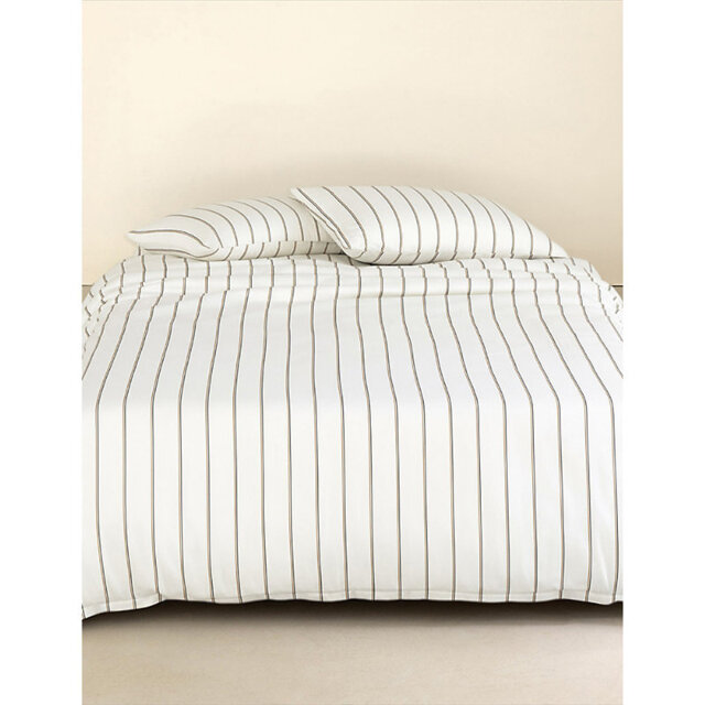 Boss B Ray Striped Cotton-Sateen Fitted Sheet - image 1