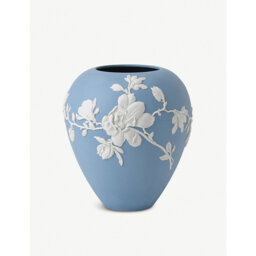 Wedgwood Magnolia Blossom Jasperware Vase 18cm - thumbnail 1