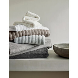 The White Company Ribbed Hydrocotton Hand Towel 90cm x 50cm - thumbnail 2