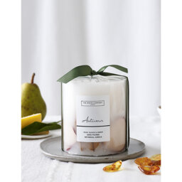 The White Company Autumn Botanical medium scented candle 660g - thumbnail 2