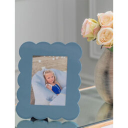 Addison Ross London Scallop Lacquer Photo Frame 5” x 7” - thumbnail 2
