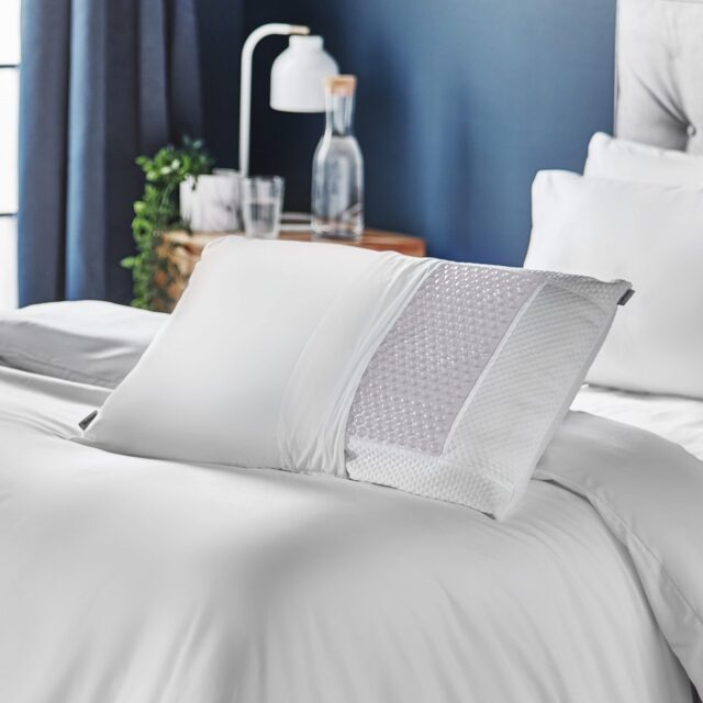 Silentnight Stay Cool - 1 Pillow and Pillowcase Set