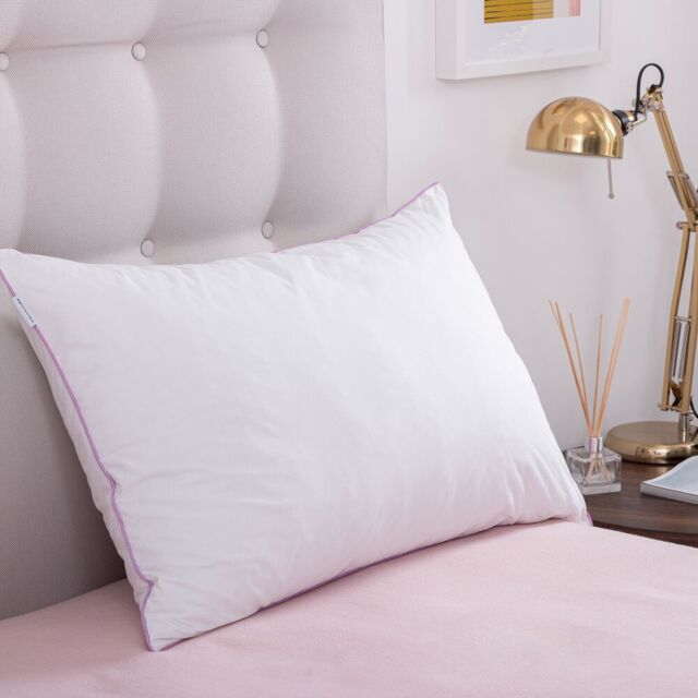 Silentnight Wellbeing Lavender Scented Pillow