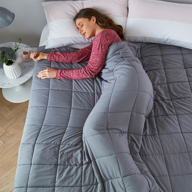 Silentnight Wellbeing Weighted Blanket - 9kg