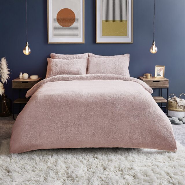 Silentnight Cosy Teddy Fleece Duvet Set - Blush - image 1