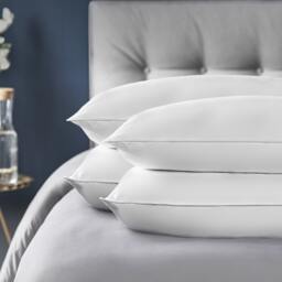 Silentnight Feather &amp Down Pillow - 4 Pack