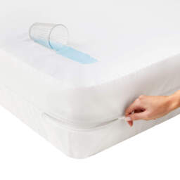 Silentnight Complete Encasement Waterproof Mattress Protector - thumbnail 1
