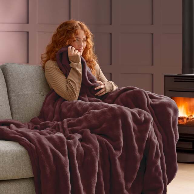Silentnight Snugsie Bubble Fleece Giant Blanket - image 1