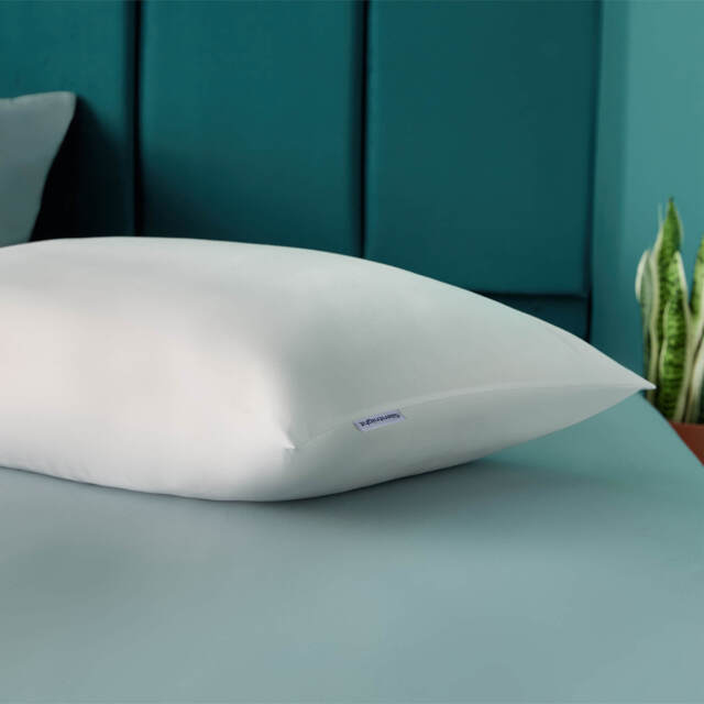 Silentnight Orthopaedic Pillow - image 1