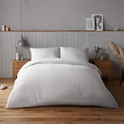 Silentnight Supersoft White Duvet Set - thumbnail 1