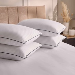 Silentnight Hotel Collection Piped Pillow - 4 Pack
