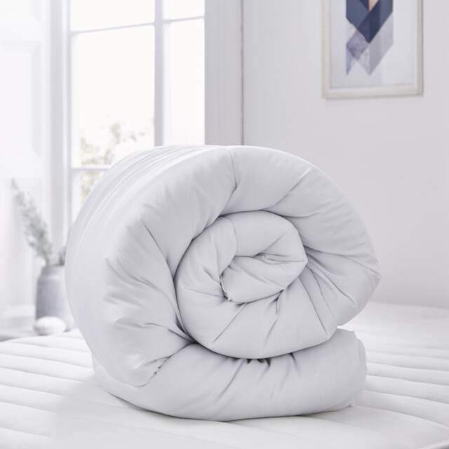Silentnight Essentials Duvet - 10.5 Tog - image 1