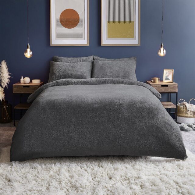 Silentnight Cosy Teddy Fleece Duvet Set - Charcoal - image 1