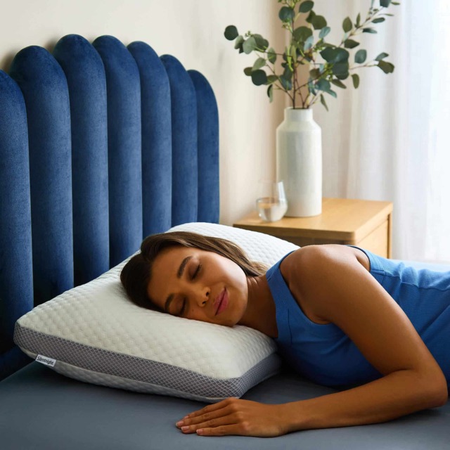 Silentnight Adjustable Memory Foam Pillow - image 1