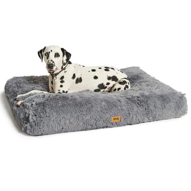 Snug Super Fluffy Pet Bed - image 1