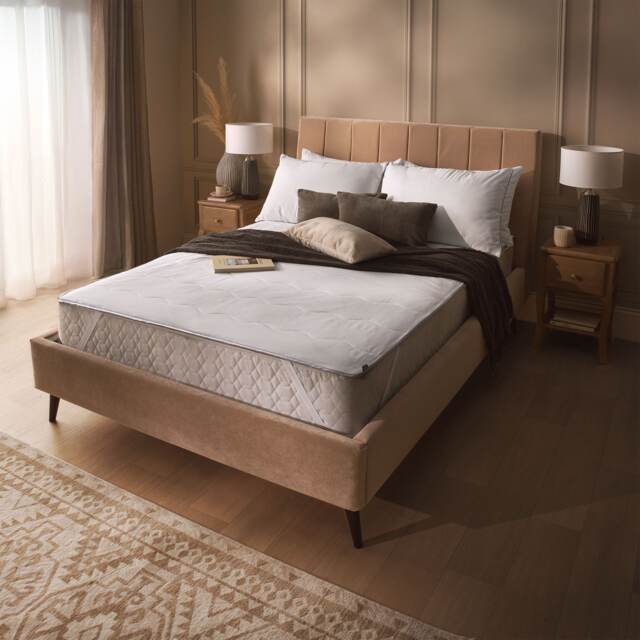 Sleepeezee Hotel Luxe Mattress Quilted Protector - image 1