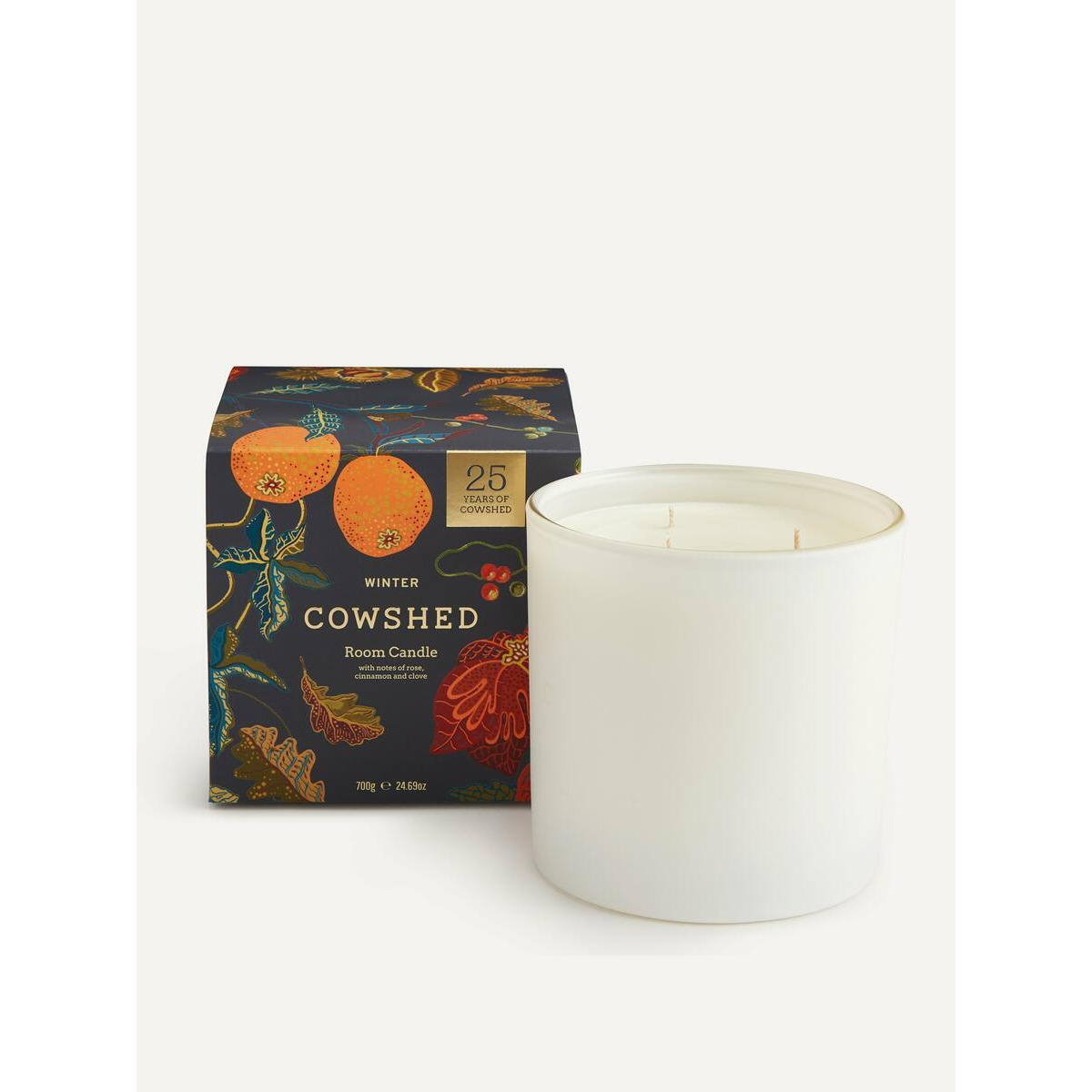 Cowshed Winter Candle, 700g