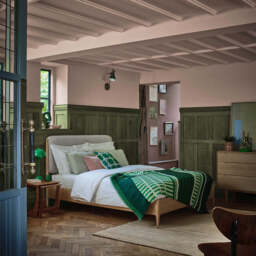 G Plan Winchester Upholstered Bed - 135cm Upholstered Bedstead Light Oak - Double - thumbnail 2