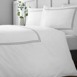 Catherine Lansfield So Soft Mono Satin Stich White Duvet Set - So Soft Mono Satin Stich White Duvet Set SuperKing - thumbnail 4