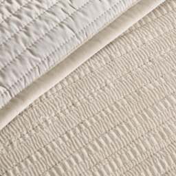 Catherine Lansfield Velvet Pinsonic Cream Bedspread - Velvet Pinsonic Natural Bedspread 220X220CM - thumbnail 2