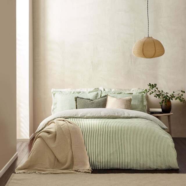Hebden Green Duvet Cover Set - Hebden King Size Duvet Set Forest - image 1