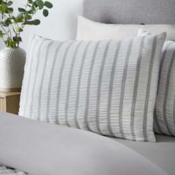 Catherine Lansfield So Soft Seersucker Grey Stripe Duvet Set - So Soft Seersucker Grey Stripe Duvet Set King - thumbnail 2