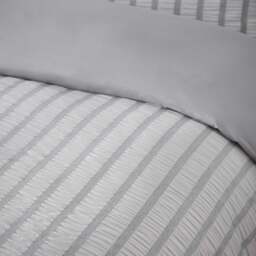 Catherine Lansfield So Soft Seersucker Grey Stripe Duvet Set - So Soft Seersucker Grey Stripe Duvet Set King - thumbnail 3