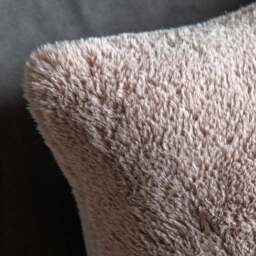 Juniper Faux Fur Cream Rectangle Cushion - DISC Juniper Faux Fur Cushion Mauve 40x60CM - thumbnail 2