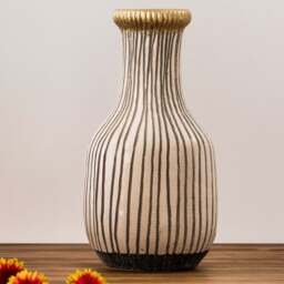 DISC Vero Large Earthenware Vase - thumbnail 1