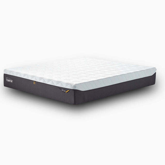Tempur Pro Luxe Smartcool Mattress - Mattress Medium 150 x 200cm - King - Medium - image 1