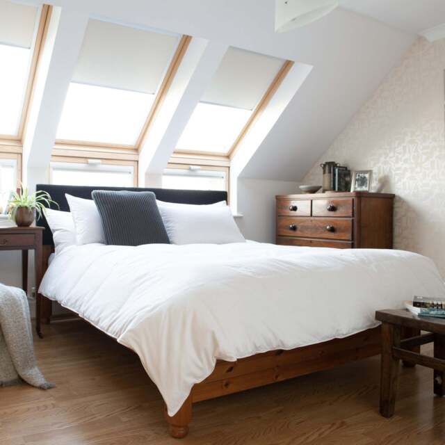 Duck And Feather Down Duvet - DISC Duck & Feather Down 10.5T King - image 1