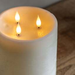 LED 3 Wick Cream Candle - LED 3 Wick Candle Ivory 15CM - thumbnail 2