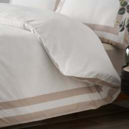 Catherine Lansfield So Soft Mono Panel Cream Duvet Set - So Soft Mono Panel Natural Duvet Set Double - thumbnail 4