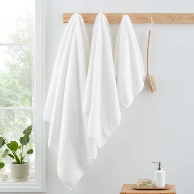 Bianca Soft Spa Towel White - DISC Soft Spa Bath Towel White - image 1