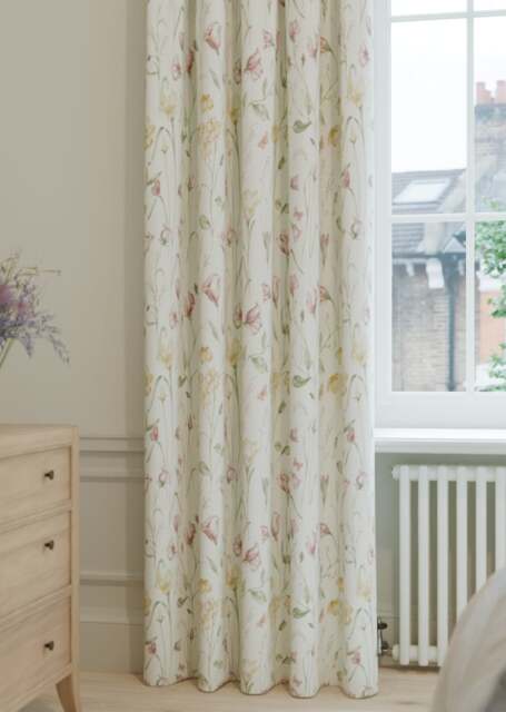 Heritage Garden Meadow Curtain - image 1