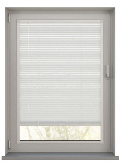 Zambezi 25mm Pure White Wooden Blind - image 1