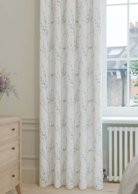 Laura Ashley Pussy Willow Off White Seaspray Curtain - image 1
