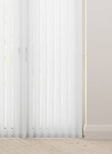Monarch White Vertical Blind - image 1