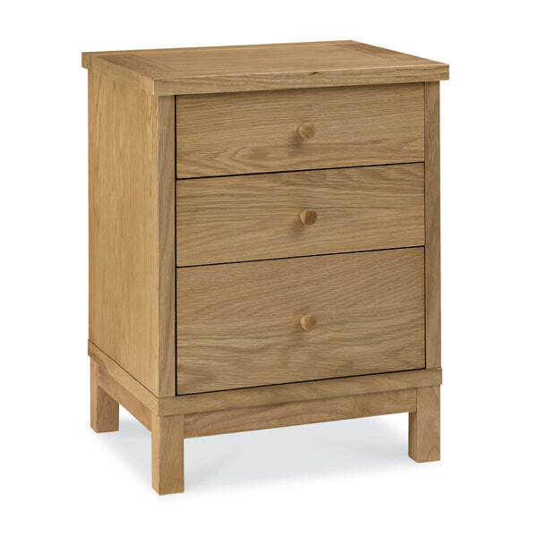Bentley Atlanta 3 Drawers Oak Nightstand