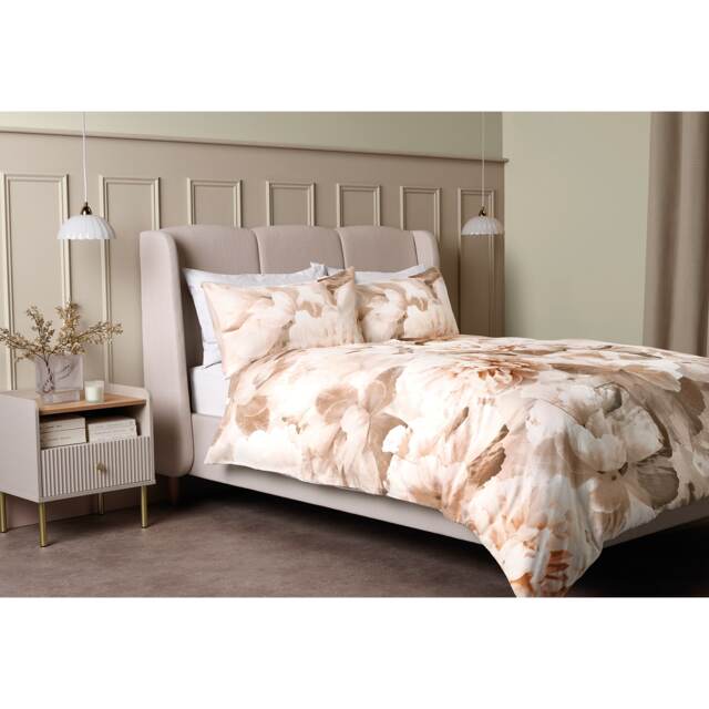 F&F Home Photographic Floral Duvet Set King