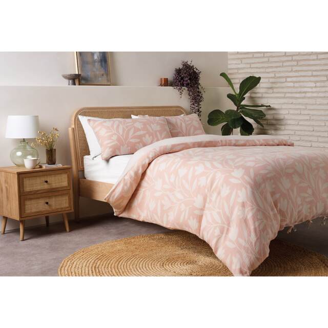 F&F Home Pink Tulip Muslin Duvet Set - King