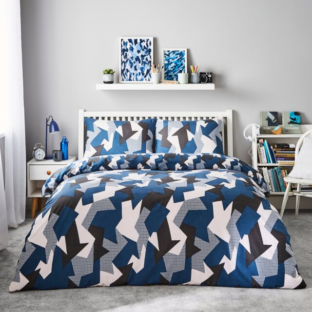 SILENTNIGHT GEO CAMO DUVET SET DOUBLE