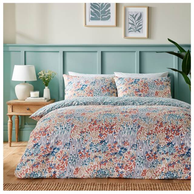 Silentnight  Supersoft Ditsy Floral duvet set -Super King