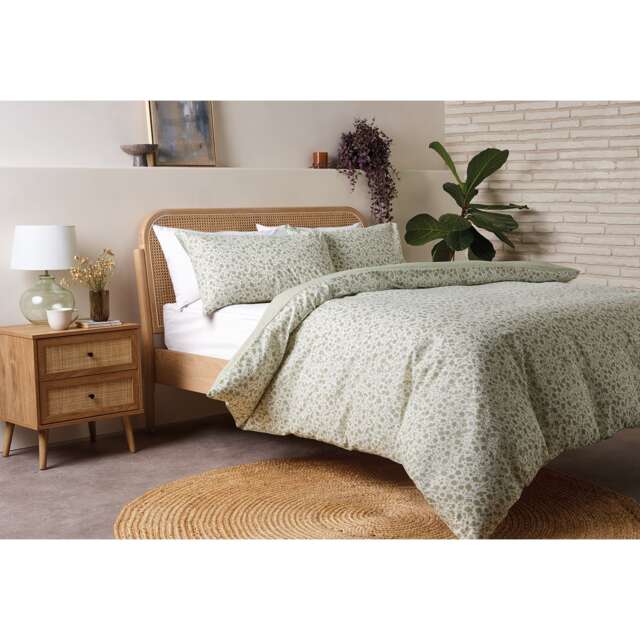 F&F Home Green Floral Duvet Set King