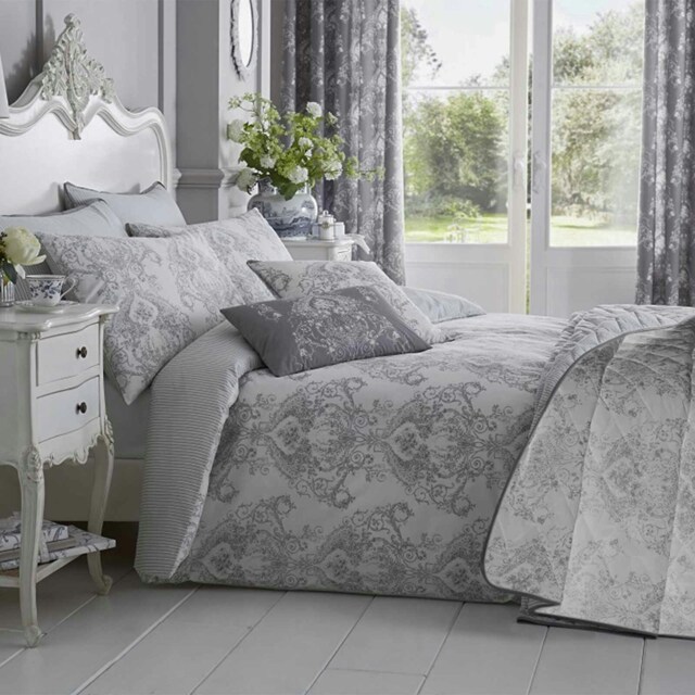 Homescapes French Toile Patterned Duvet Cover Set, Super King Grey